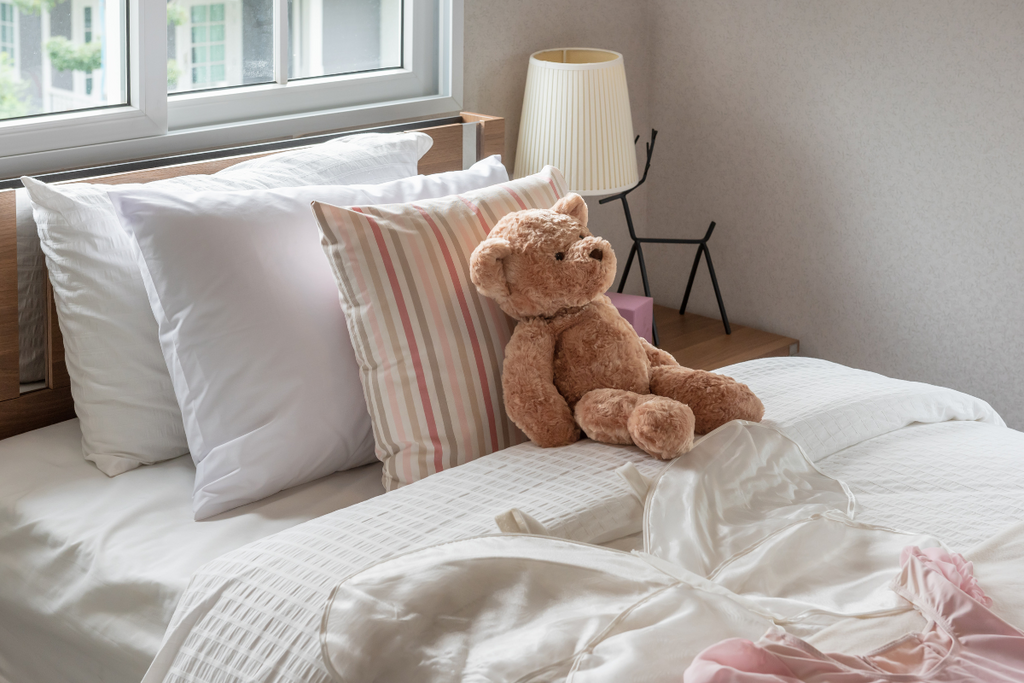 Spotlight cot mattress protector deals