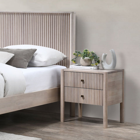 Kumo Bedside