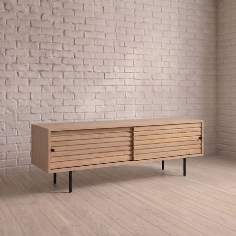Oakes Media Unit
