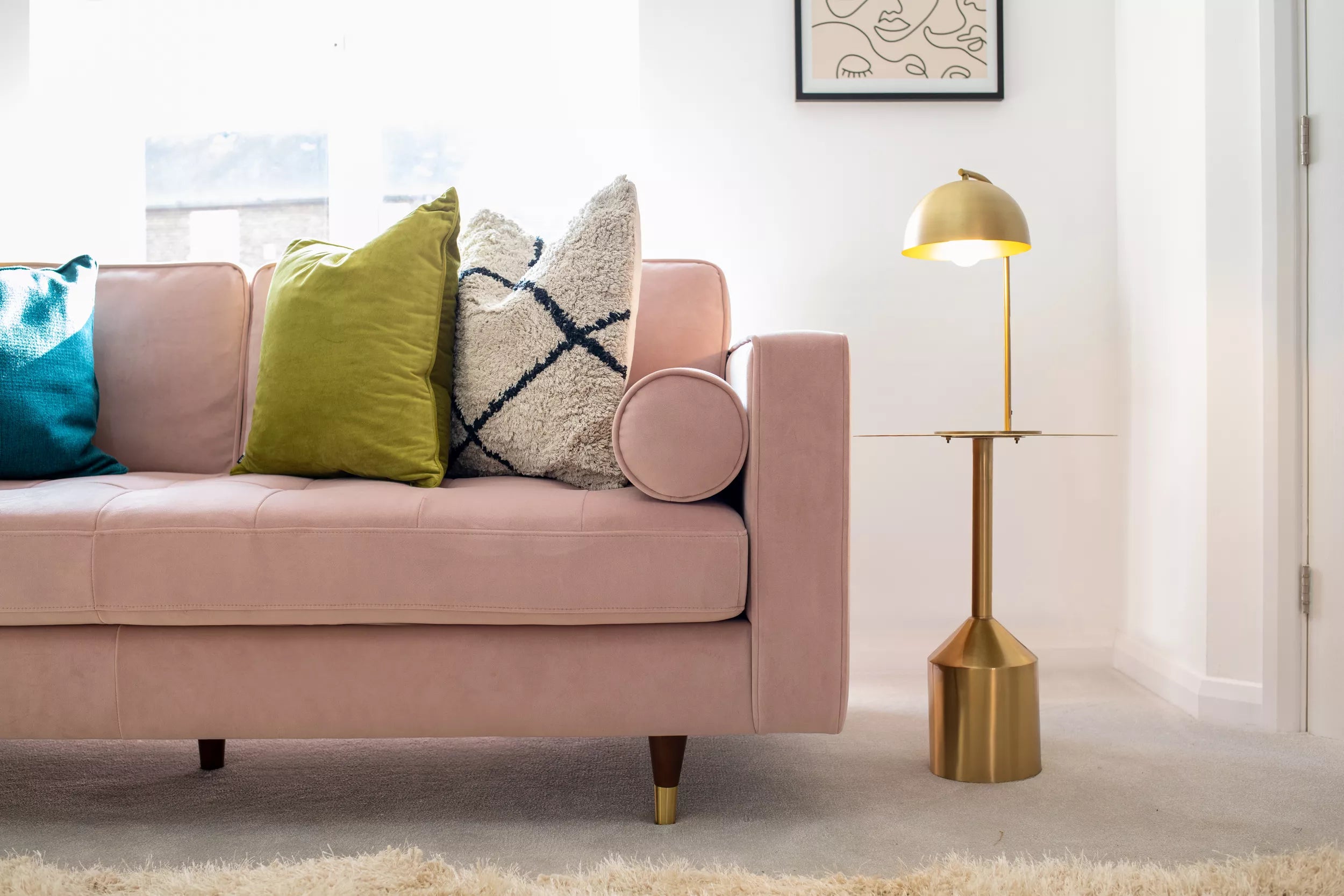 SHOW HOMES